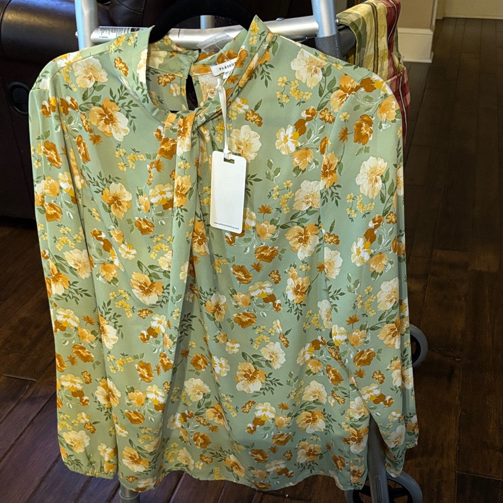 Pleione Green Floral Blouse large S392